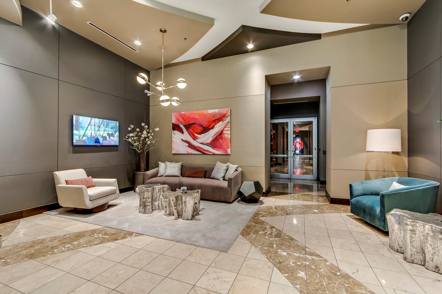 360 Nueces ST 3406