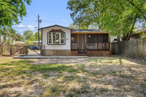 Tiny photo for 1176 Graham ST, Austin, TX 78702 (MLS # 8155084)