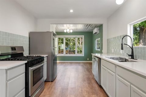 Tiny photo for 1176 Graham ST, Austin, TX 78702 (MLS # 8155084)