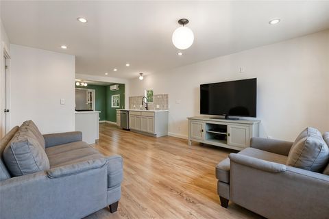 Tiny photo for 1176 Graham ST, Austin, TX 78702 (MLS # 8155084)