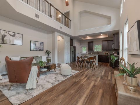 Photo of 808 Totis RD, Austin, TX 78748 (MLS # 4044695)