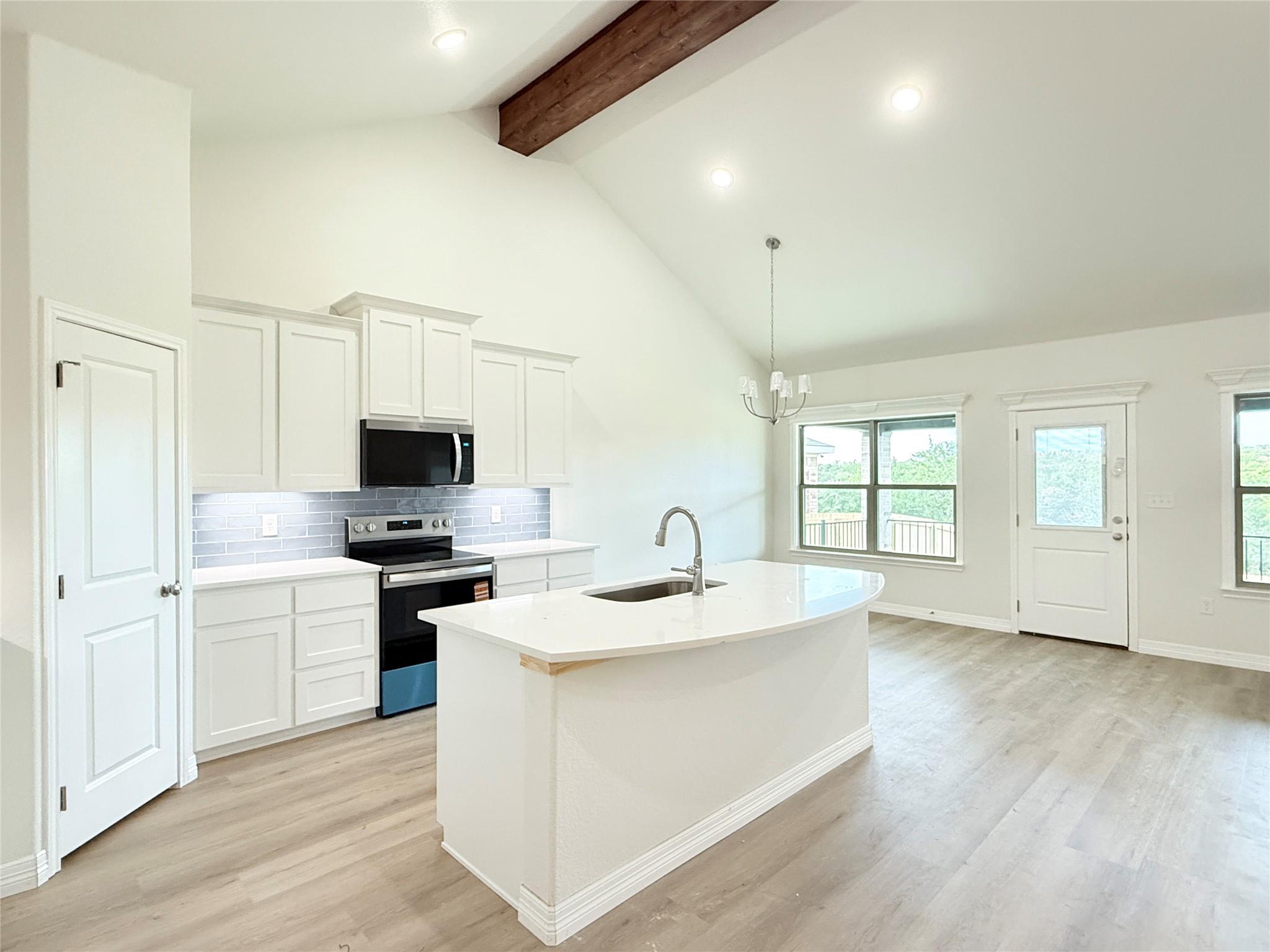 5310 Lassen LN