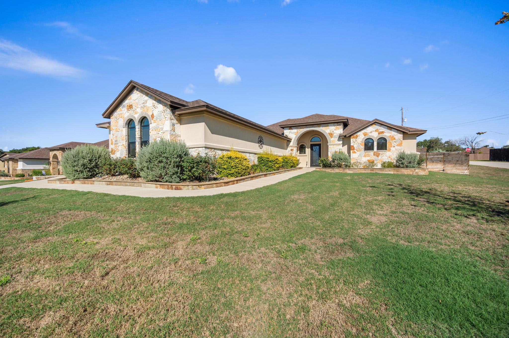 307 Bluestem CV