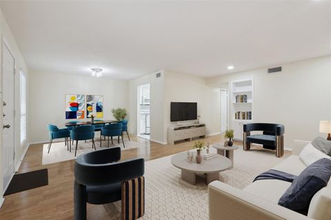 Photo of 2401 Leon ST #210, Austin, TX 78705 (MLS # 7348069)