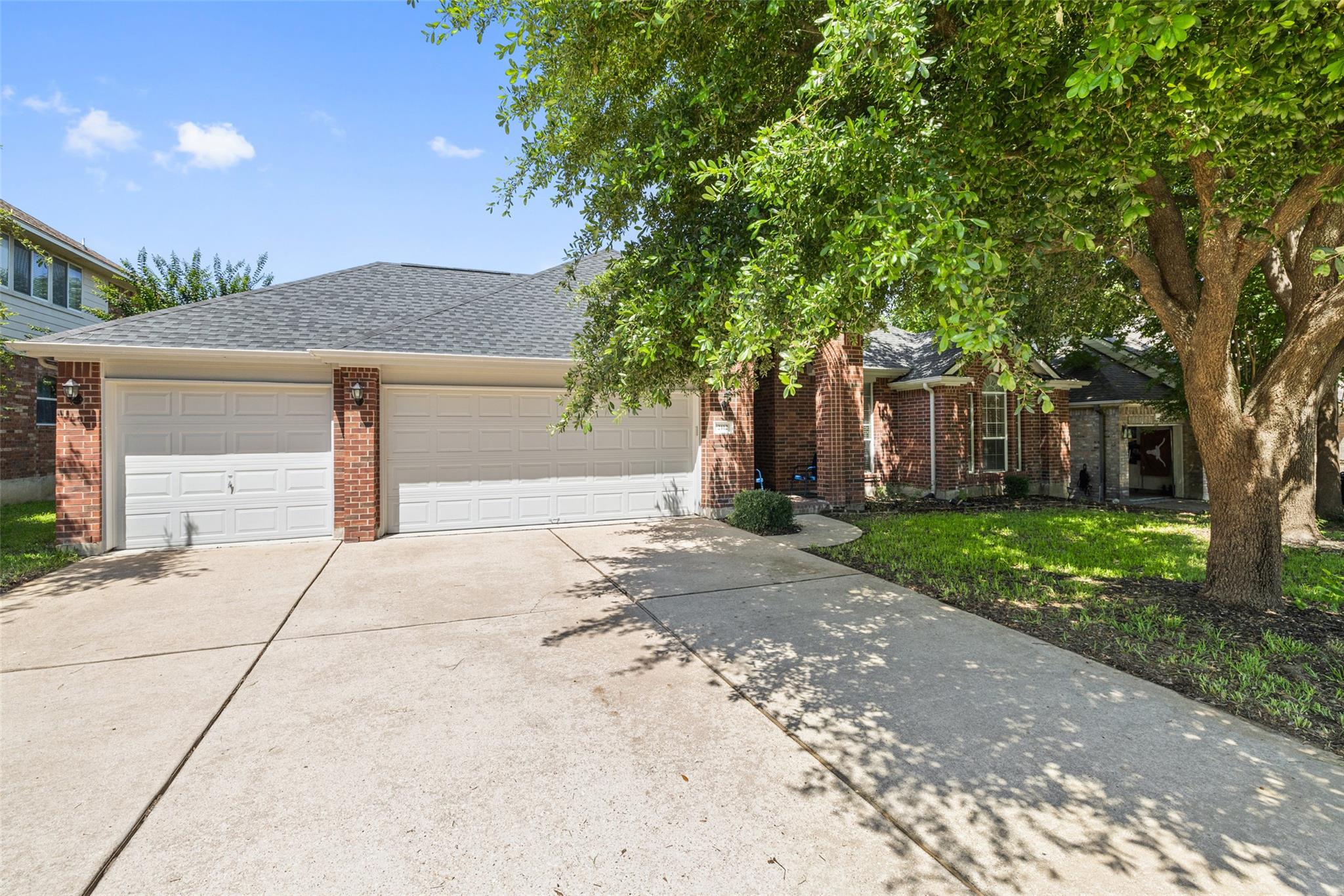 2112 Bandera PATH