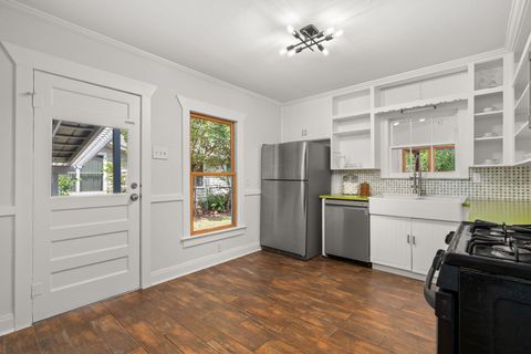 Tiny photo for 5705 Woodview Ave, Austin, TX 78756 (MLS # 3095089)