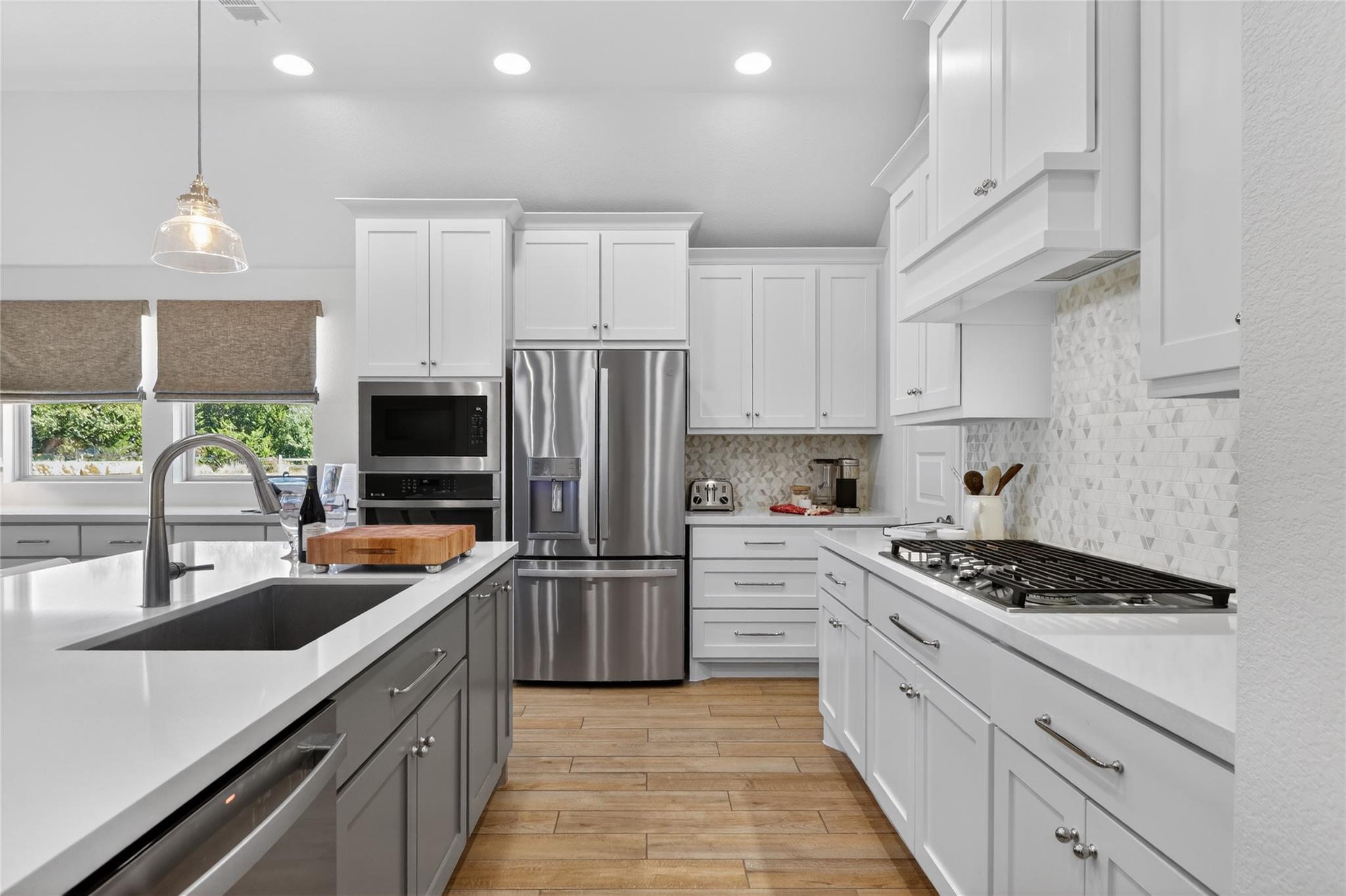 100 Peach Orchard LN