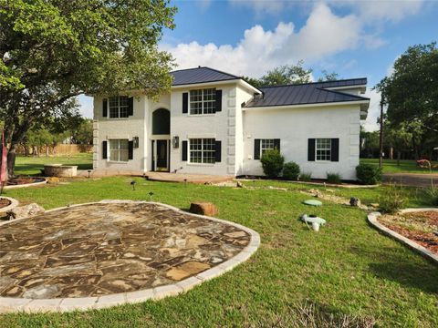 102 County Road 180 Leander TX 78641