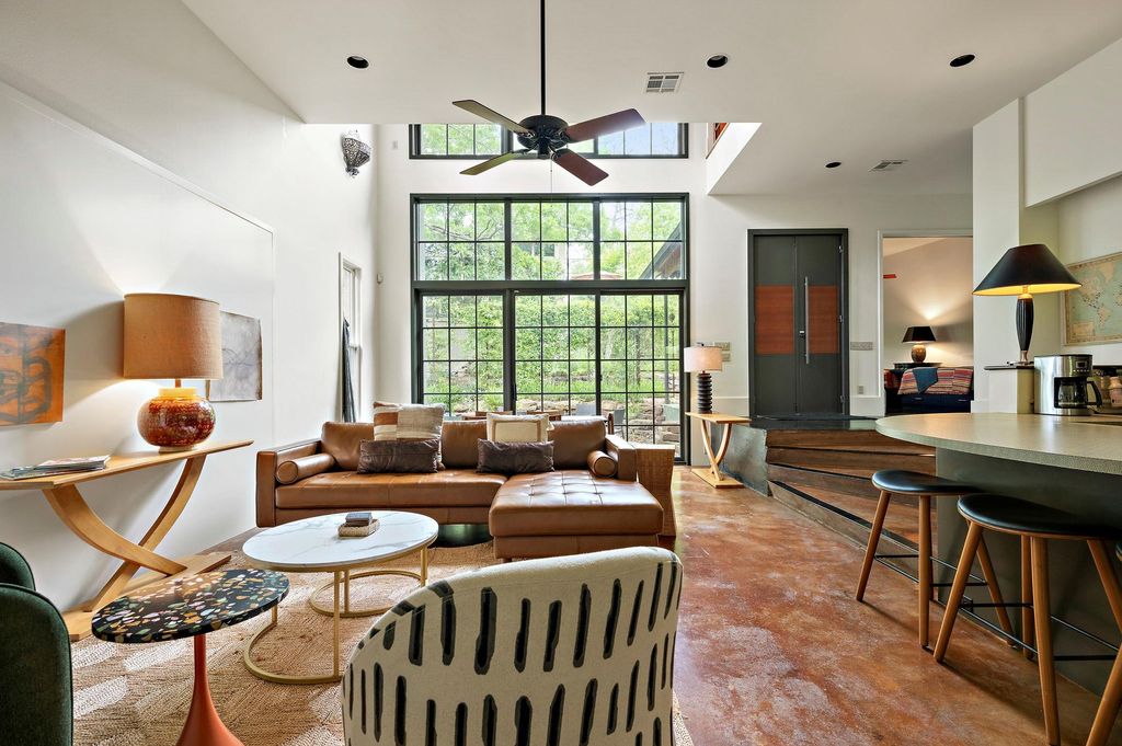 Photo of 707 San Marcos ST, Austin, TX 78701 (MLS # 4203049)