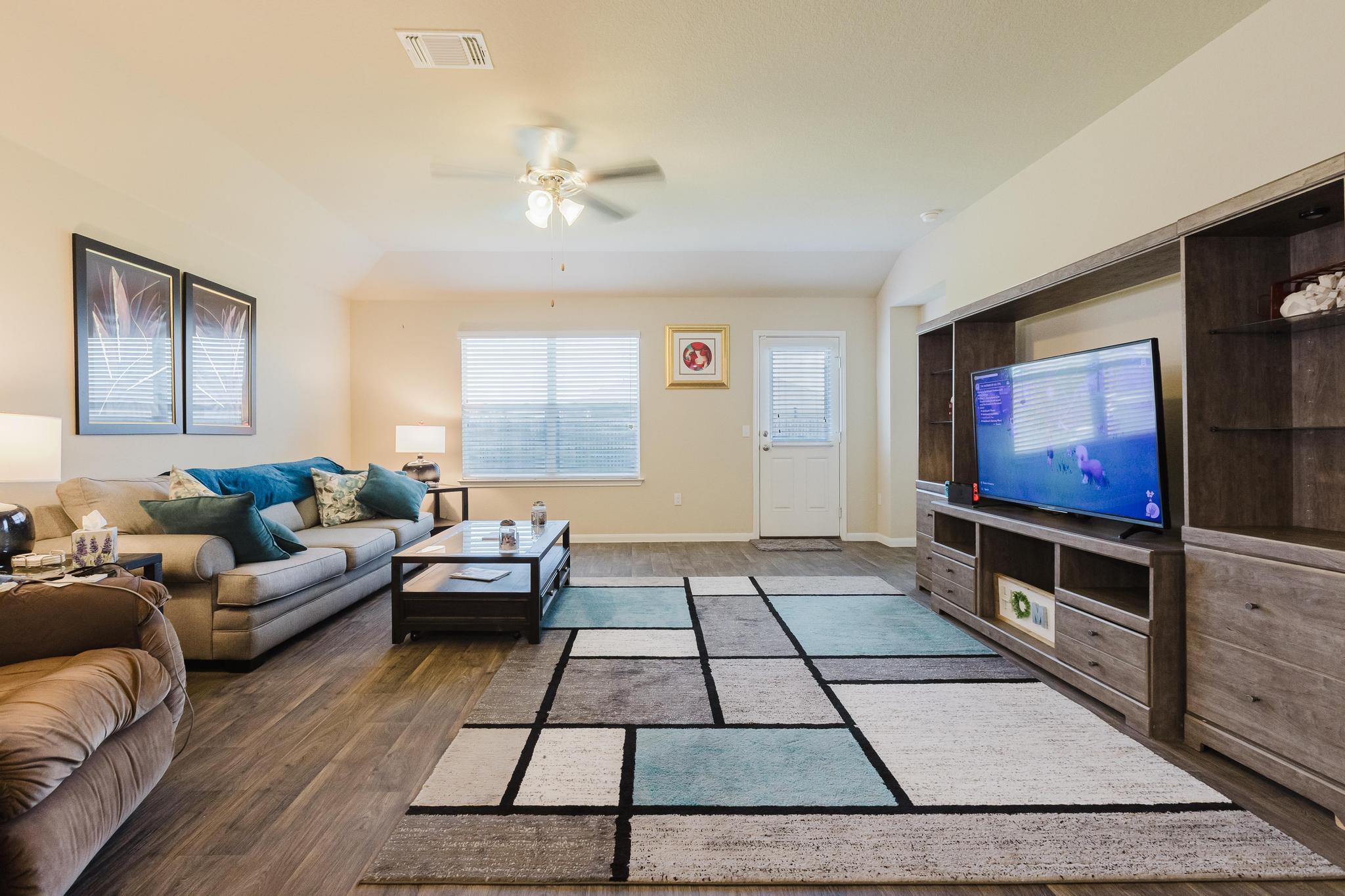 115 San Bernard TRL