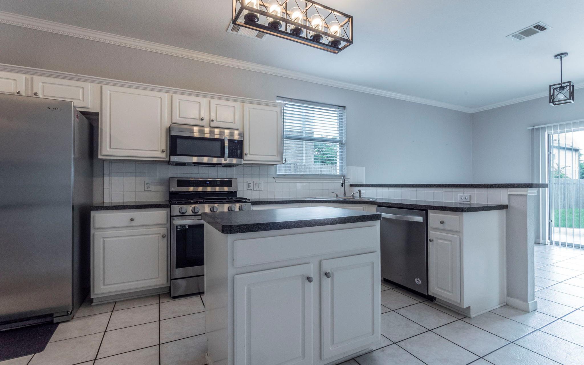 208 Settlers Valley DR