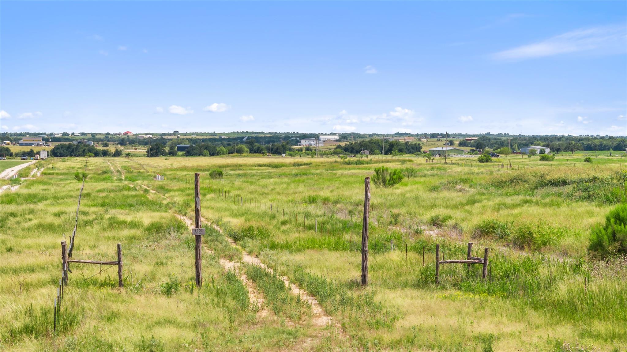 1450 County Road 465
