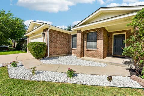 Photo of 170 Kates CV, Buda, TX 78610 (MLS # 4439607)