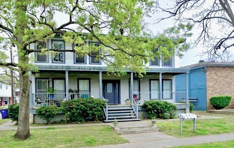 402 W 44th ST D Austin TX 78751