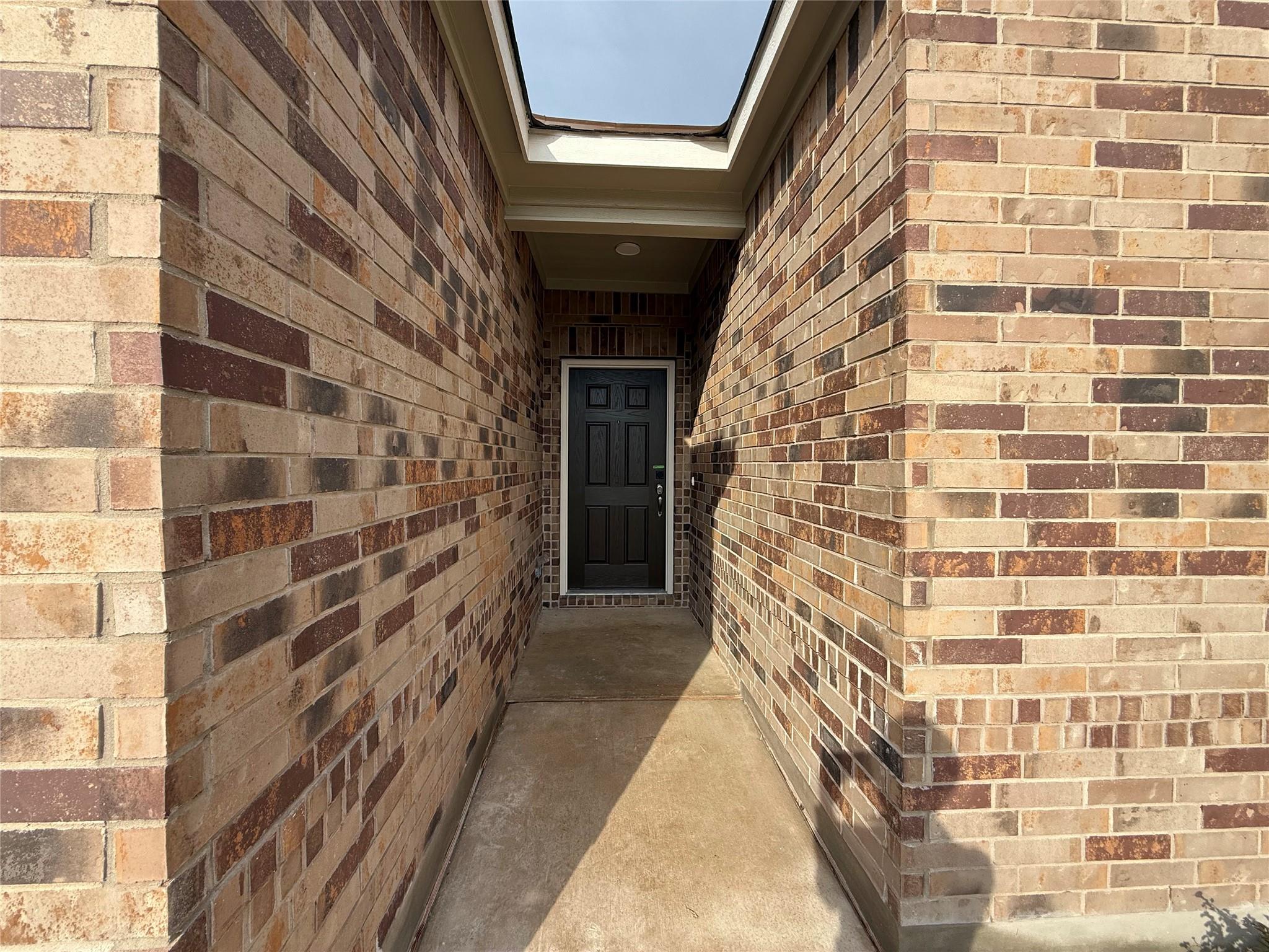 1512 Garlock DR