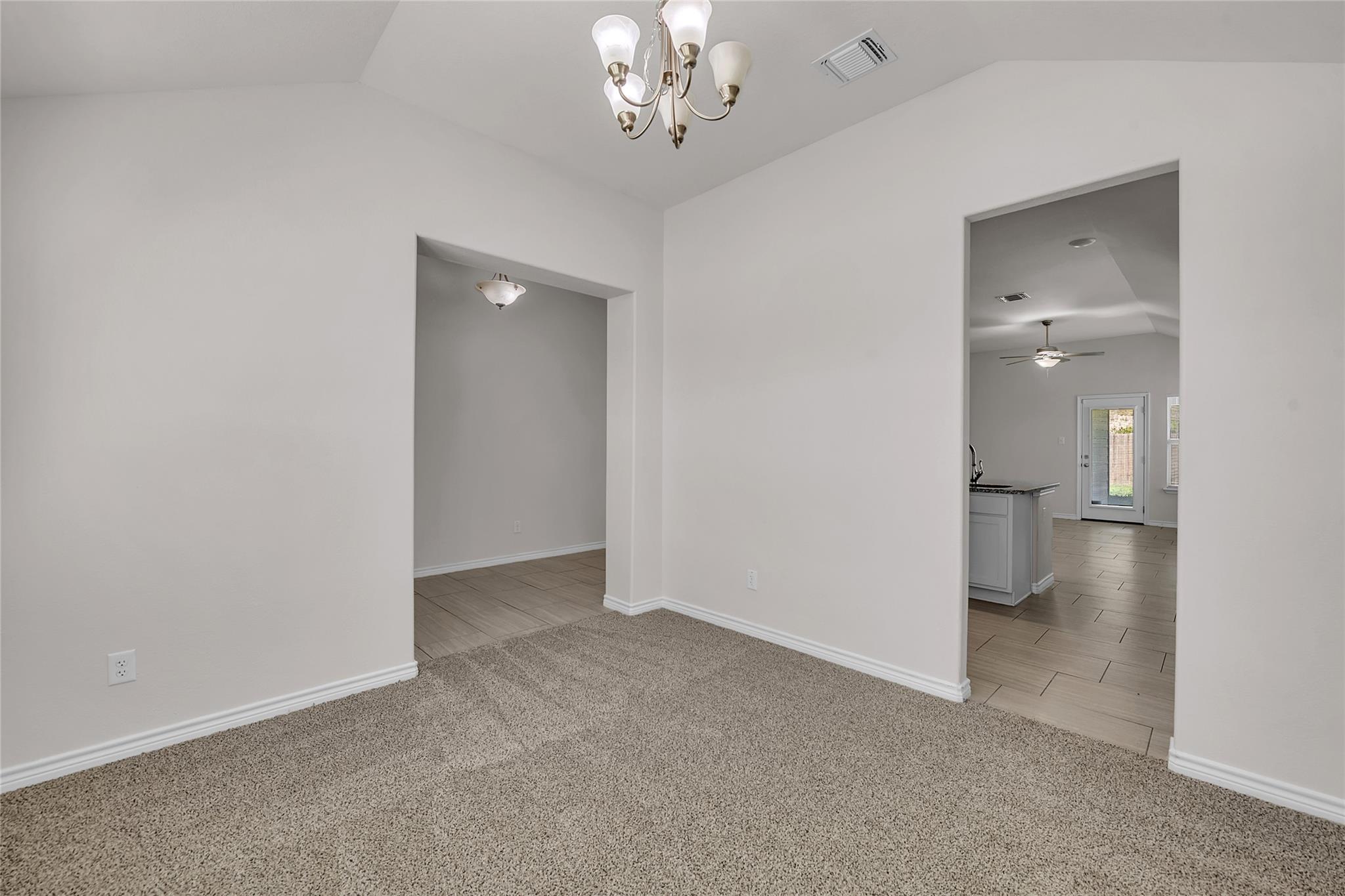 6303 Great Divide RD