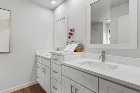 Tiny photo for 4505 Oak Creek DR, Austin, TX 78727 (MLS # 7869414)