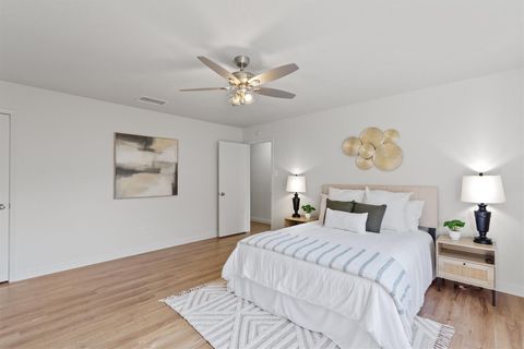 Tiny photo for 4505 Oak Creek DR, Austin, TX 78727 (MLS # 7869414)