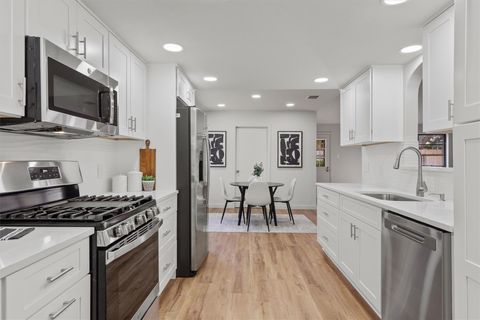 Tiny photo for 4505 Oak Creek DR, Austin, TX 78727 (MLS # 7869414)