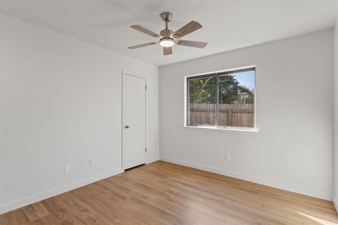 Tiny photo for 4505 Oak Creek DR, Austin, TX 78727 (MLS # 7869414)