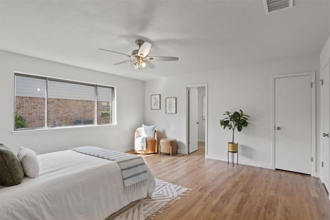 Tiny photo for 4505 Oak Creek DR, Austin, TX 78727 (MLS # 7869414)