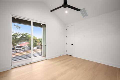 Tiny photo for 1402 Cotton ST, Austin, TX 78702 (MLS # 9987621)