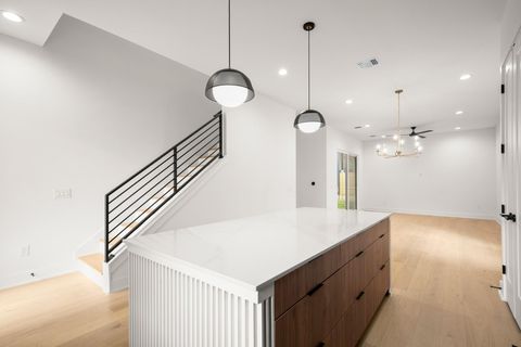 Tiny photo for 1402 Cotton ST, Austin, TX 78702 (MLS # 9987621)