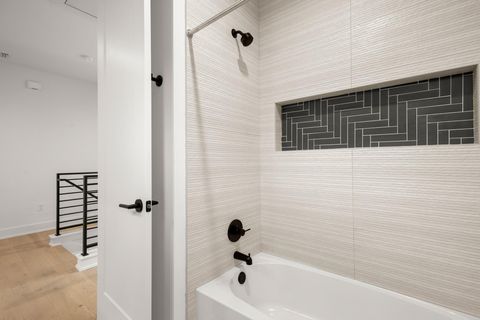 Tiny photo for 1402 Cotton ST, Austin, TX 78702 (MLS # 9987621)