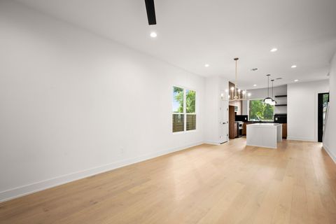 Tiny photo for 1402 Cotton ST, Austin, TX 78702 (MLS # 9987621)