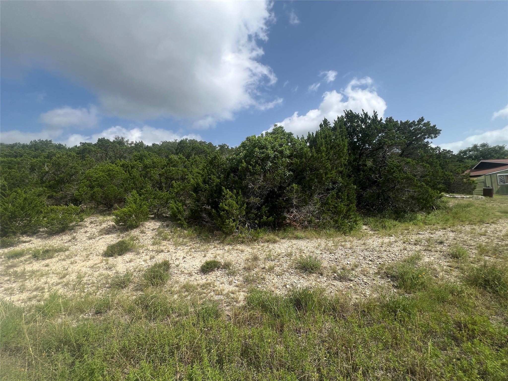 Photo 1 of 8 — 268 Scenic Hills DR, Canyon Lake, TX 78133