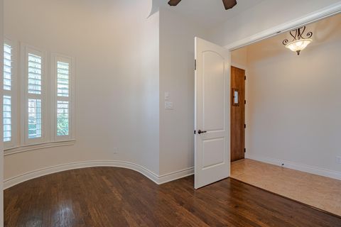 Tiny photo for 108 Rivalto CIR #5, Lakeway, TX 78734 (MLS # 2462397)