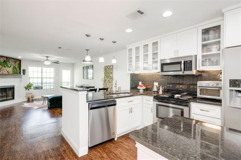 Tiny photo for 2215 Post RD #2076, Austin, TX 78704 (MLS # 3674556)