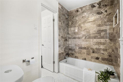 Tiny photo for 5718 Highland Hills DR, Austin, TX 78731 (MLS # 2986990)