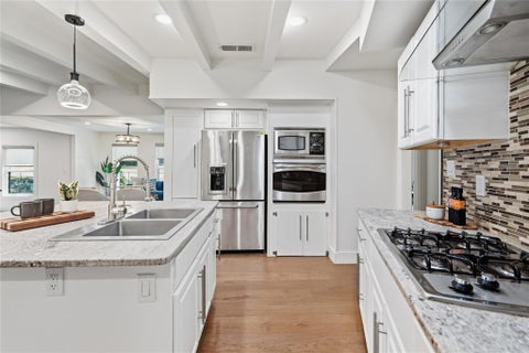 Tiny photo for 5718 Highland Hills DR, Austin, TX 78731 (MLS # 2986990)