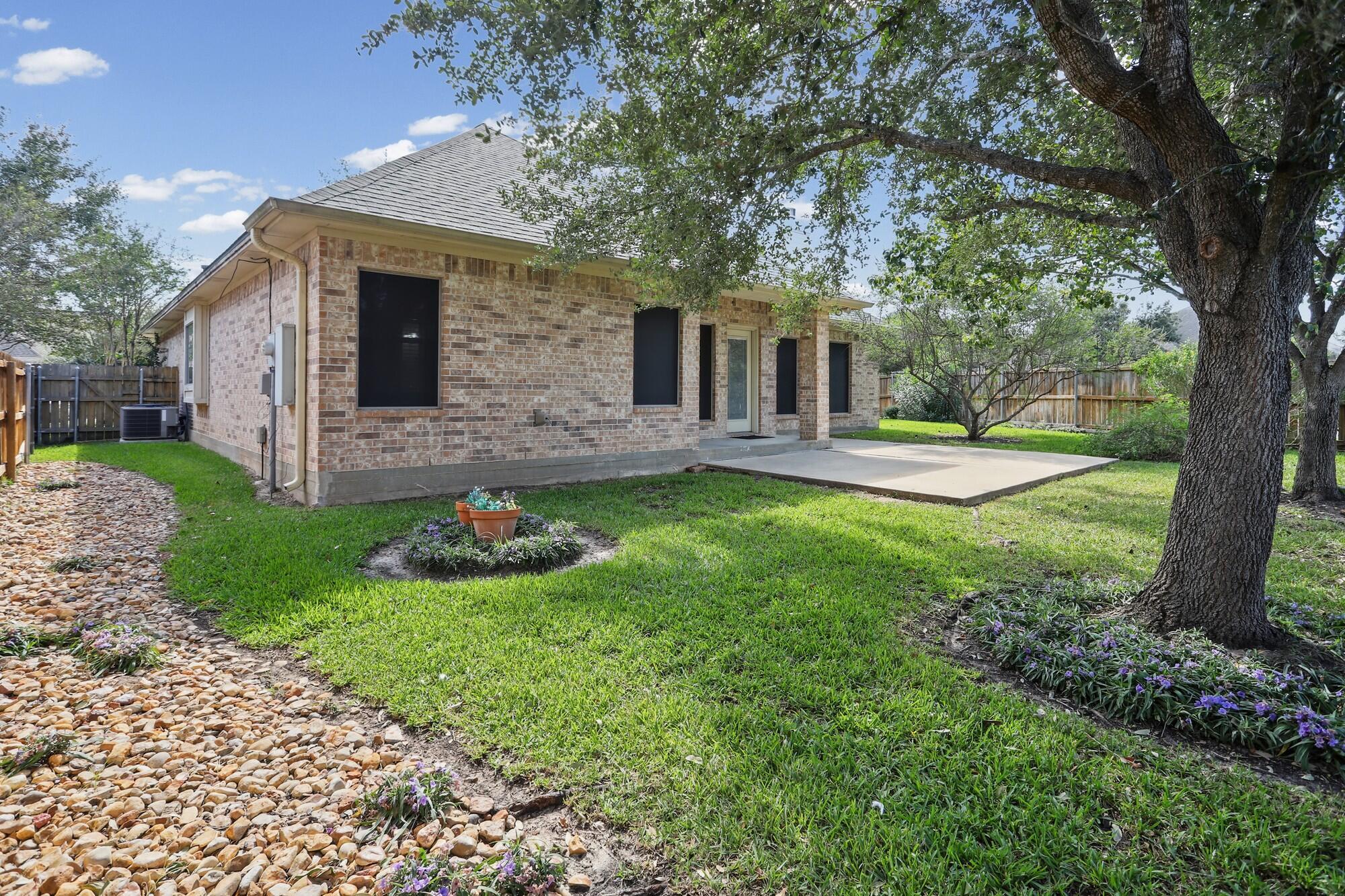 101 Hartford DR