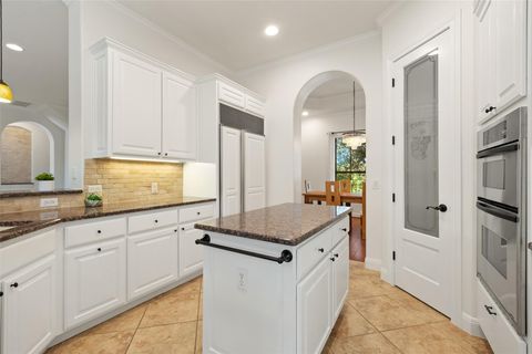 Tiny photo for 41 Tiburon DR, The Hills, TX 78738 (MLS # 8986199)