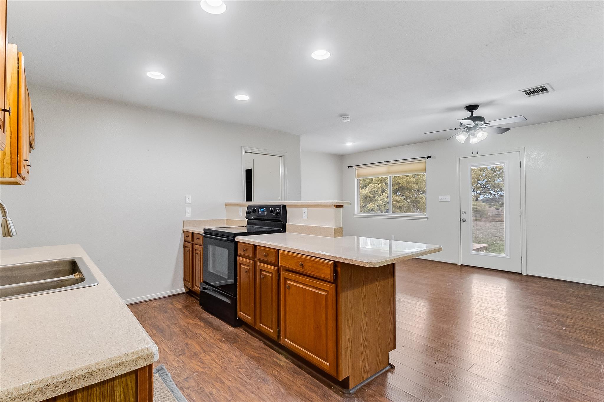8319 County Road 200