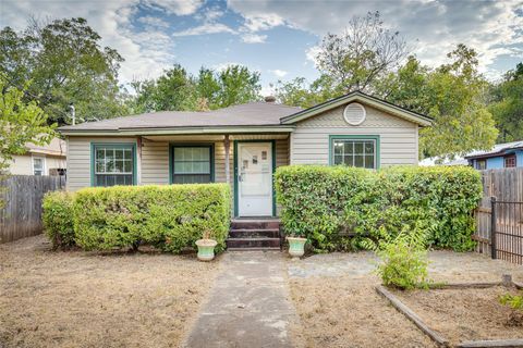 Photo of 1011 E 49th ST, Austin, TX 78751 (MLS # 2206982)