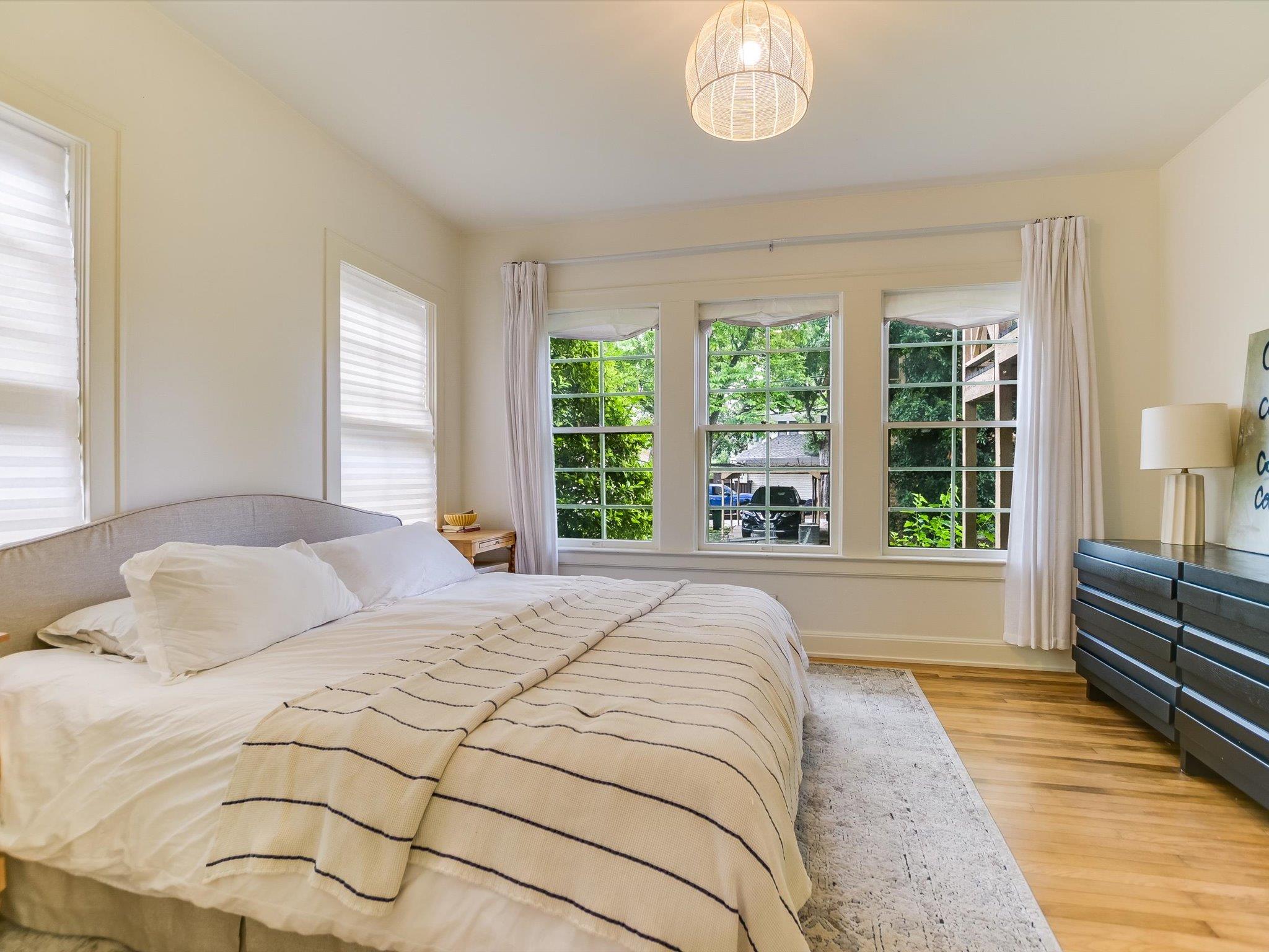 501 Carolyn Ave
