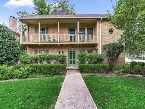 501 Carolyn Ave Austin TX 78705