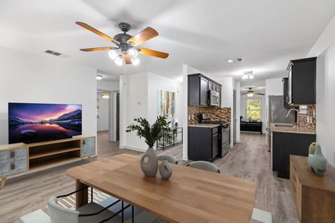 233 Challenger Kyle TX 78640