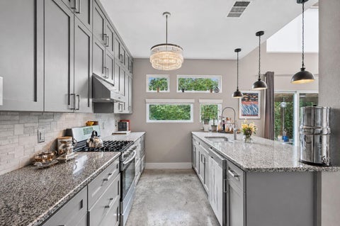 Tiny photo for 1800 WEBBERVILLE RD #B, Austin, TX 78721 (MLS # 7926588)