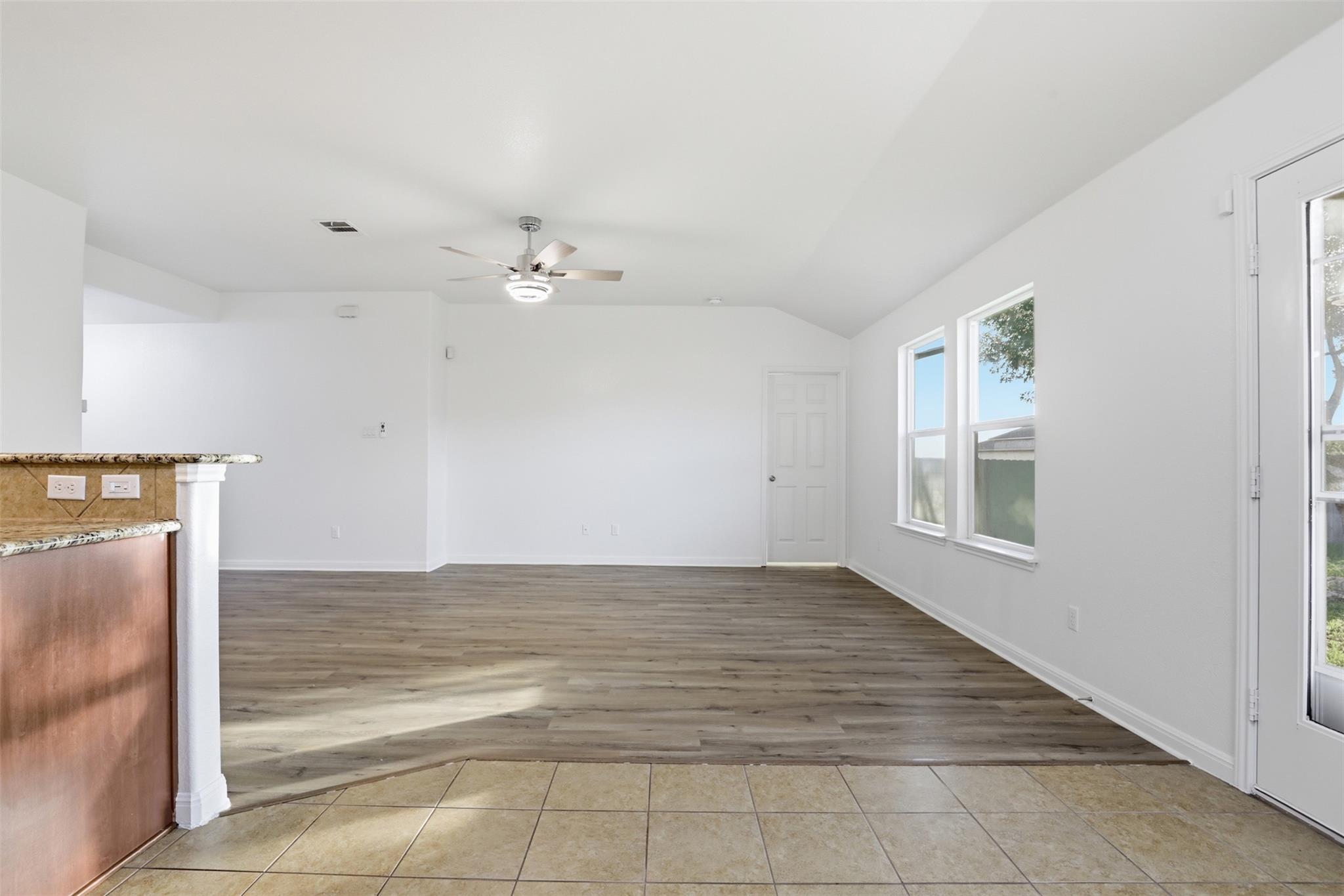 448 Nottingham LOOP