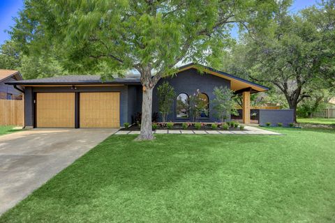 Photo of 10206 Cripple Creek CV, Austin, TX 78758 (MLS # 8495680) Photo of 10206 Cripple Creek CV, Austin, TX 78758 (MLS # 8495680)