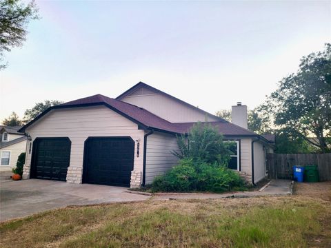 Photo of 339 FANTAIL LOOP #B, Austin, TX 78734 (MLS # 6423495)