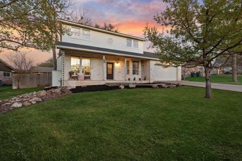 302 Deepwood DR Georgetown TX 78628