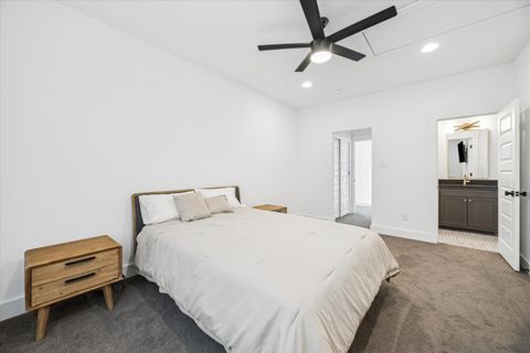 Tiny photo for 11123 Lakeside DR, Jonestown, TX 78645 (MLS # 2157574)