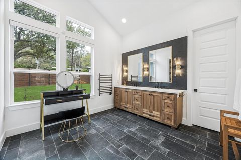 Tiny photo for 11123 Lakeside DR, Jonestown, TX 78645 (MLS # 2157574)