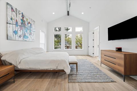 Tiny photo for 11123 Lakeside DR, Jonestown, TX 78645 (MLS # 2157574)