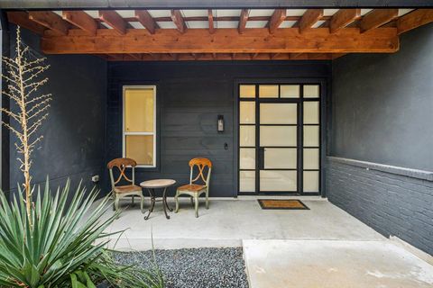 Tiny photo for 11123 Lakeside DR, Jonestown, TX 78645 (MLS # 2157574)